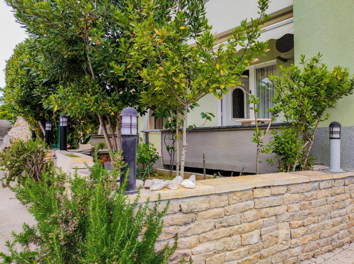 Locus Apartments Petrcane Εξωτερικό φωτογραφία