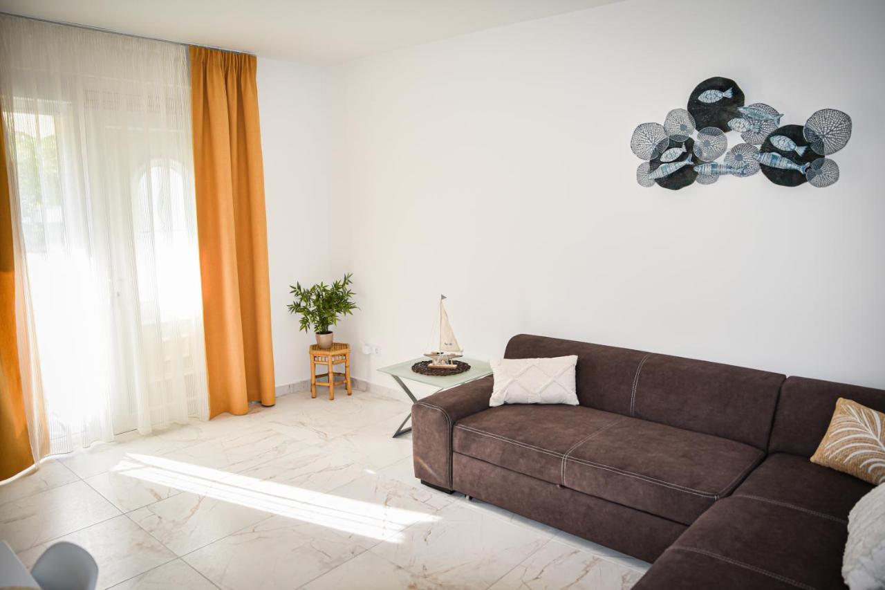 Locus Apartments Petrcane Εξωτερικό φωτογραφία