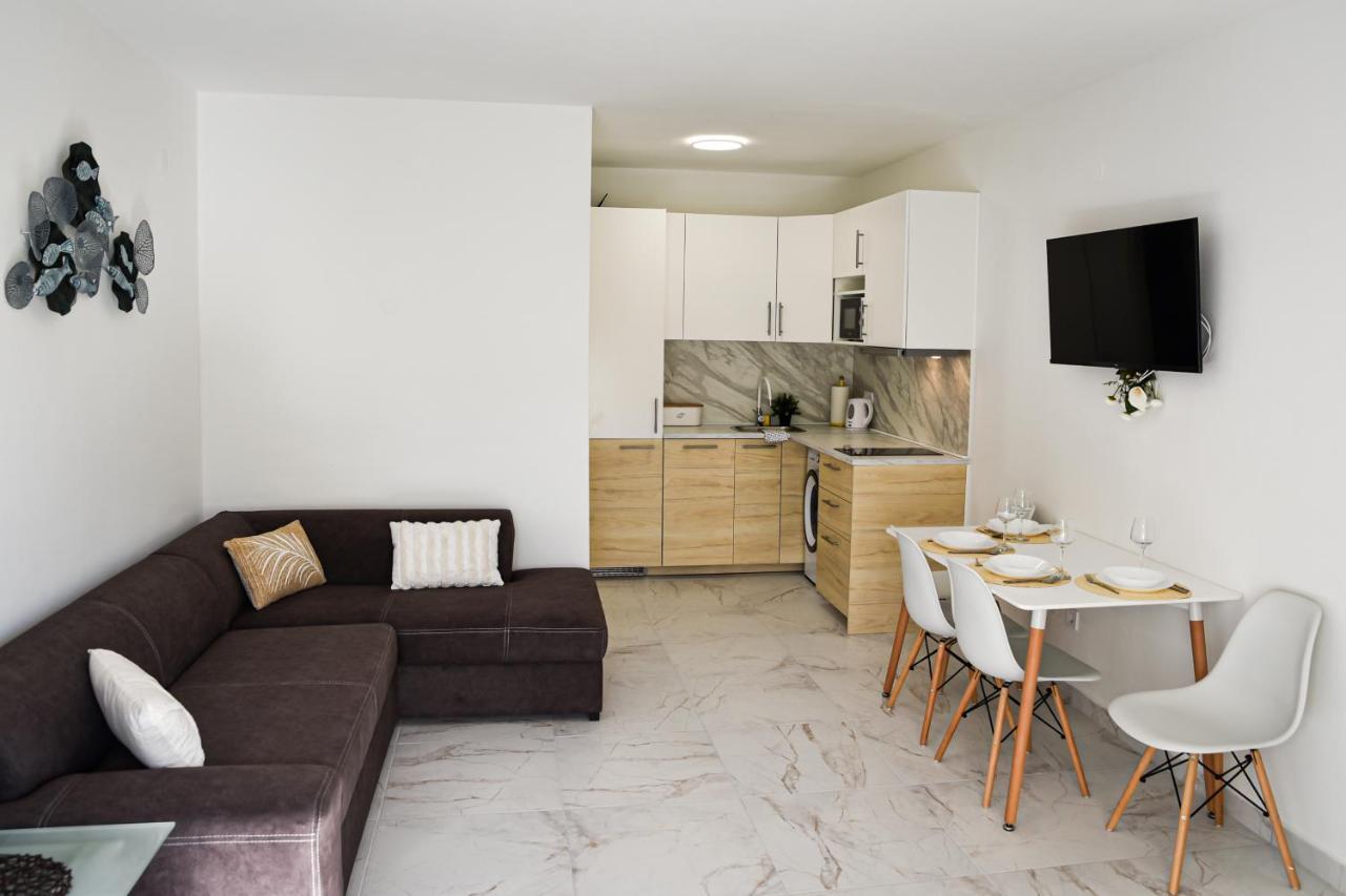Locus Apartments Petrcane Εξωτερικό φωτογραφία