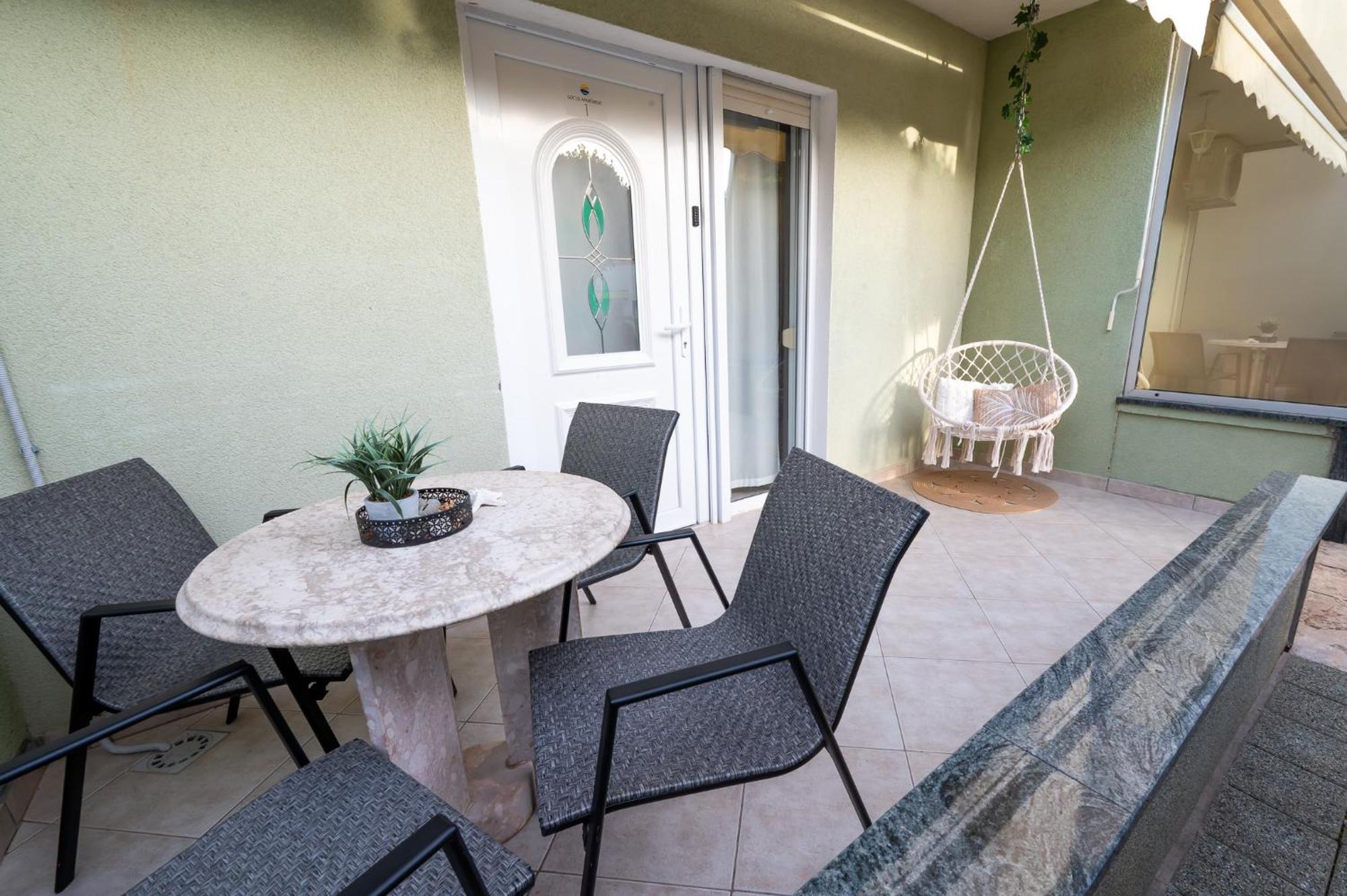Locus Apartments Petrcane Εξωτερικό φωτογραφία