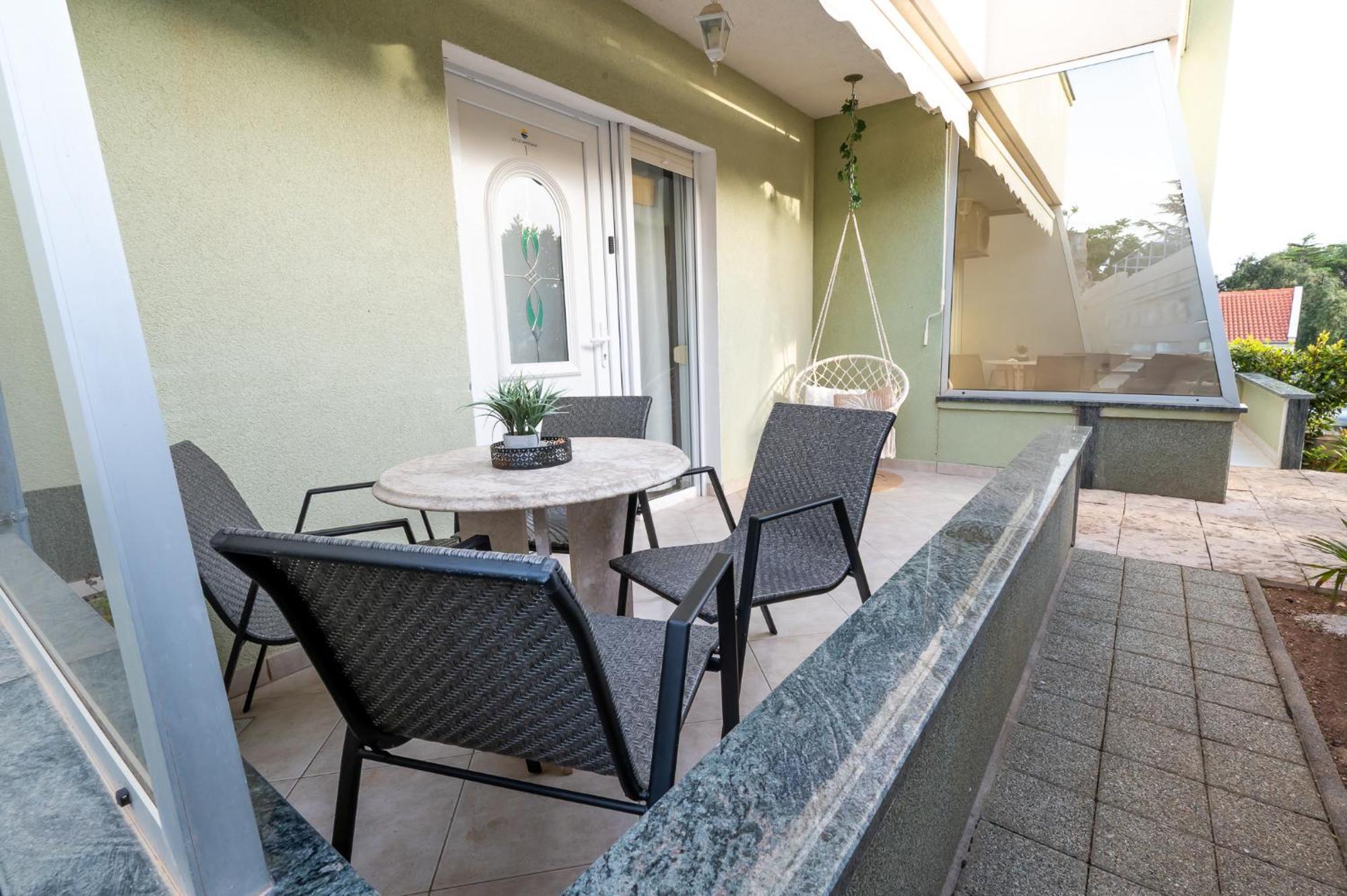 Locus Apartments Petrcane Εξωτερικό φωτογραφία